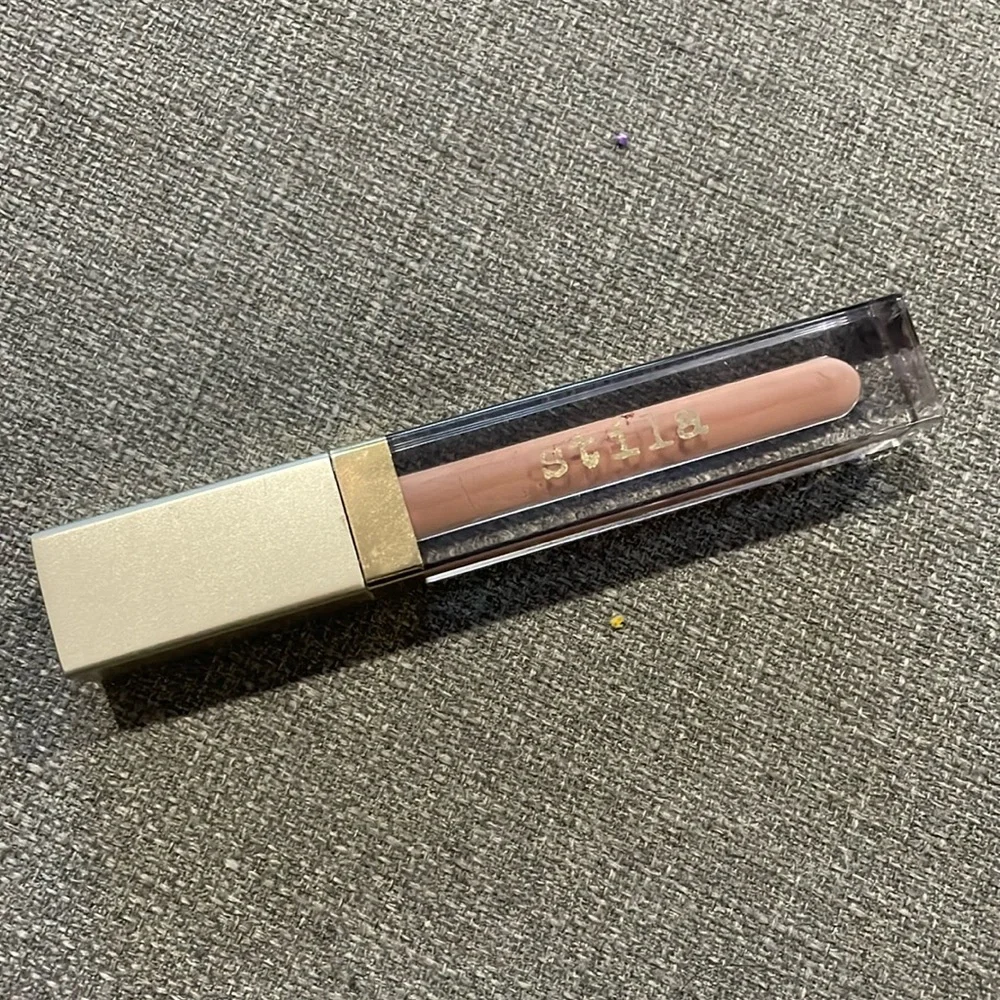 Stila Beauty Boss Lip Gloss in Color Strategy